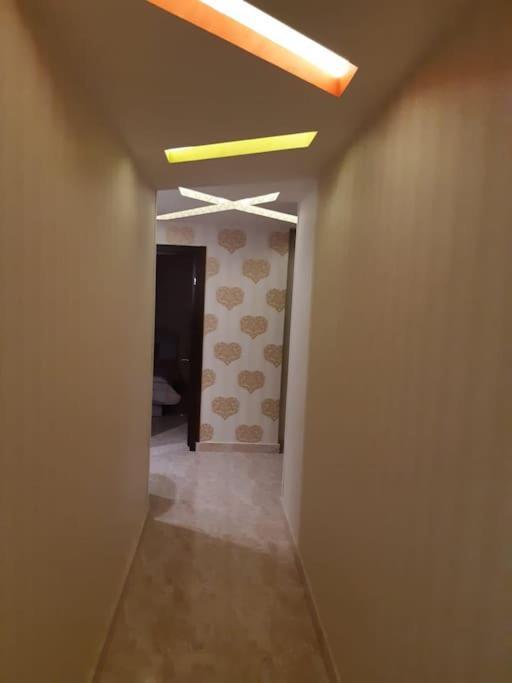 Luxurious Samah *